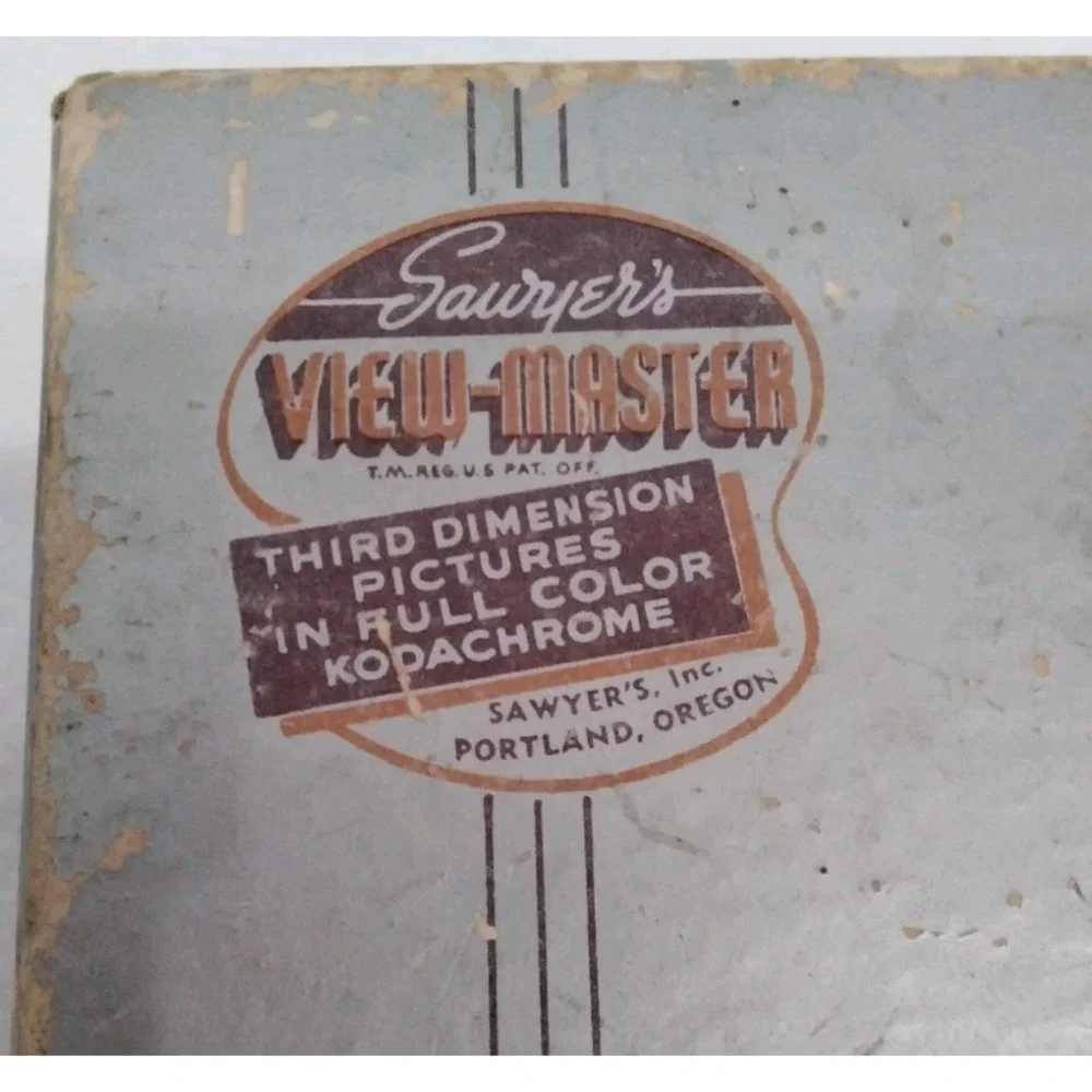 Vintage 1950's Sawyer ViewMaster Bakelite w/ Lot of 13 Reels